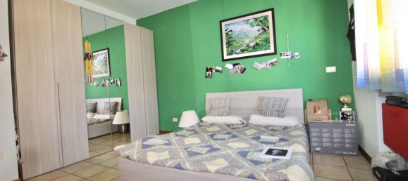 6 rooms Apartment in Siena, Italy No. 151923 12