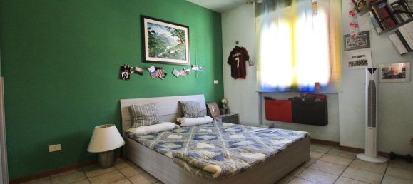 6 rooms Apartment in Siena, Italy No. 151923 11