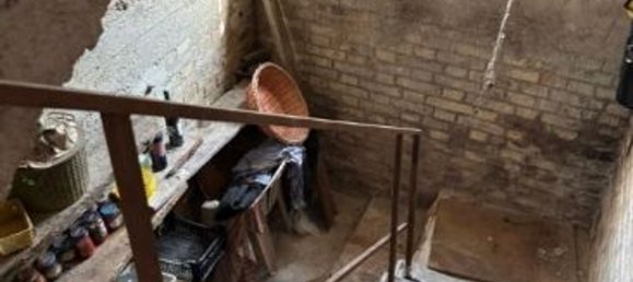 7 rooms Apartment in Falerone, Italy No. 93351 5