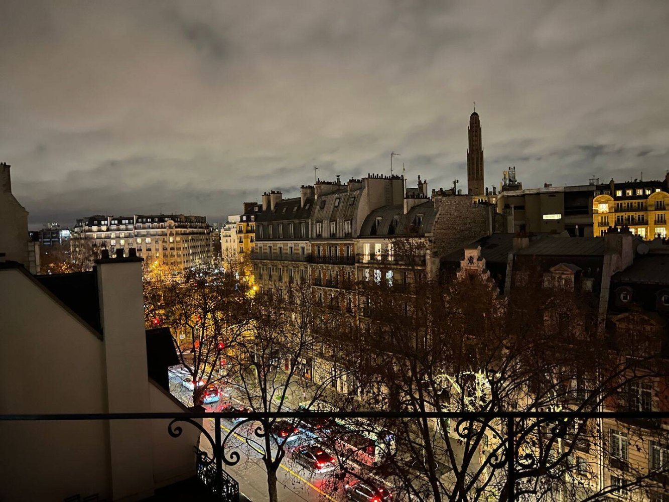 Studio in Paris, France No. 354968