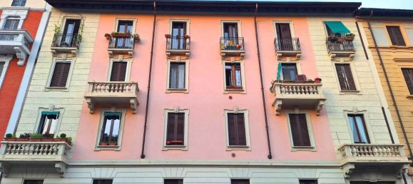 2 rooms Apartment in Milan, Italy No. 259081 2