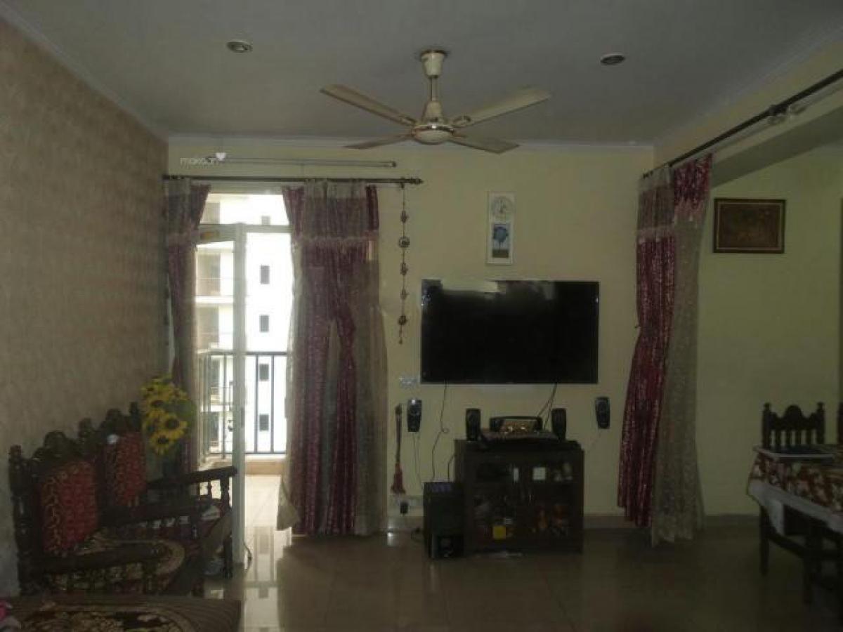 2 bedrooms House in Ghaziabad, India No. 23499