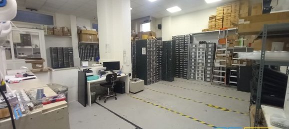 Коммерческая недвижимость 130м² в Палермо, Италия № 160532 13