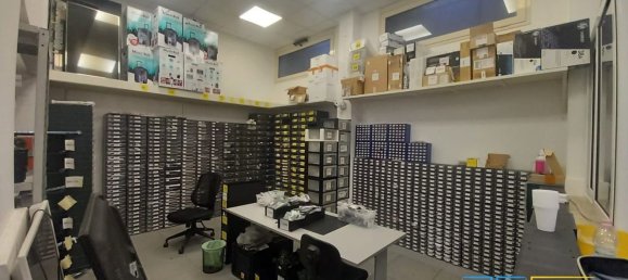 Коммерческая недвижимость 130м² в Палермо, Италия № 160532 5