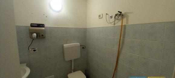 Коммерческая недвижимость 130м² в Палермо, Италия № 160532 6