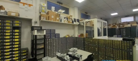 Коммерческая недвижимость 130м² в Палермо, Италия № 160532 4