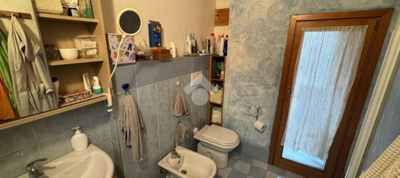 Apartamento de 2 divisões em Gassino Torinese, Italy N.º 220093 14