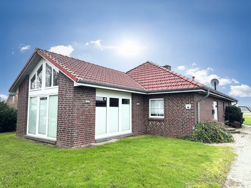 2 bedrooms Bungalow in Dithmarschen, Germany No. 351939