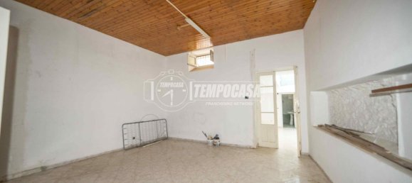 5-Zimmer Wohnung in Messina, Italy, Nr. 155418 48