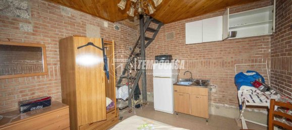 5-Zimmer Wohnung in Messina, Italy, Nr. 155418 9