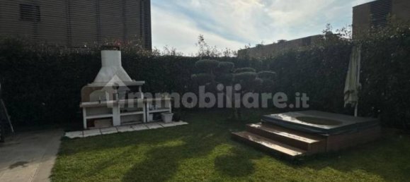 3 bedrooms Villa in Sutri, Italy No. 61177 2