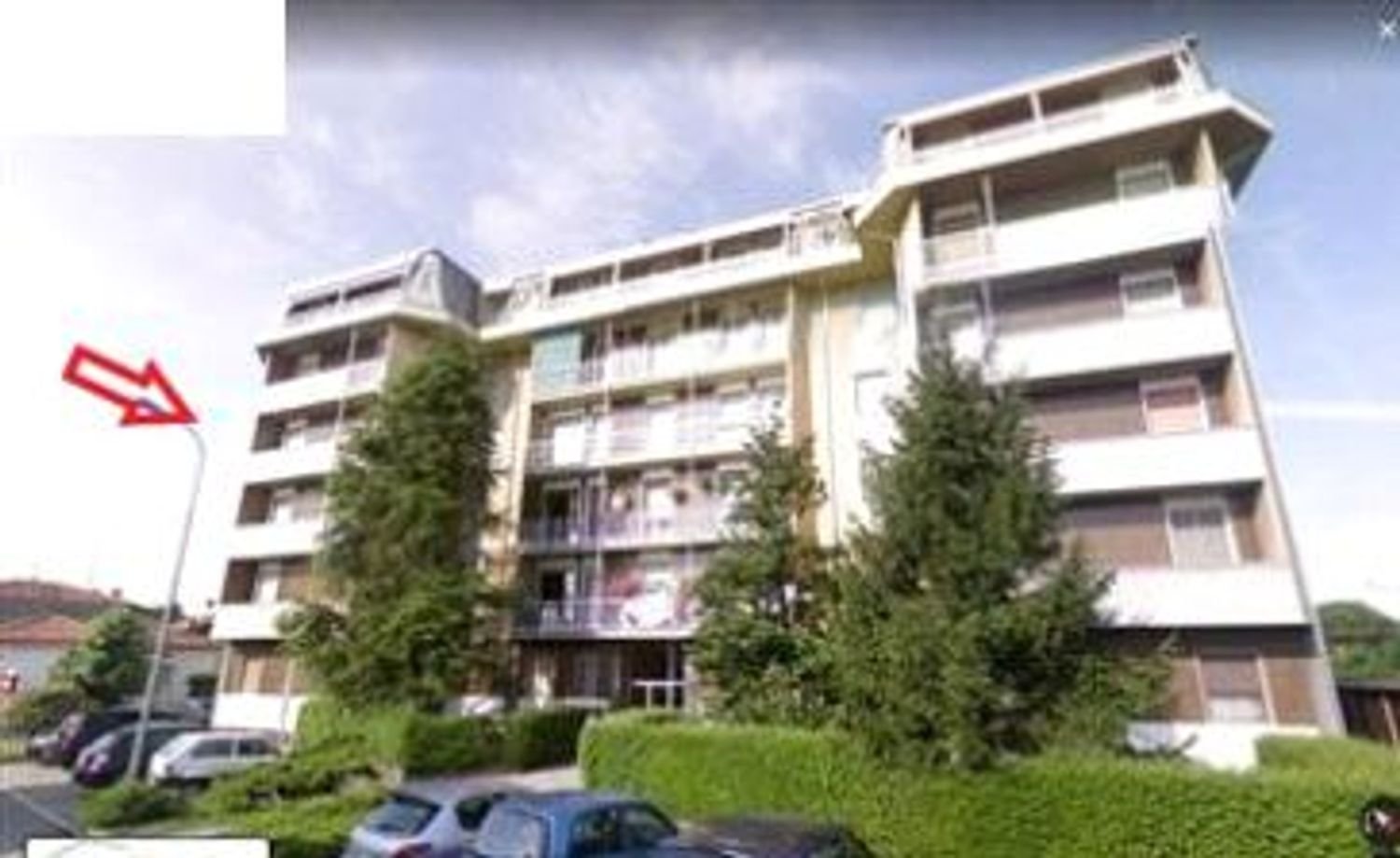 3 rooms Apartment in Castano Primo, Italy No. 1683