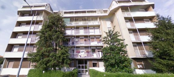 3 rooms Apartment in Castano Primo, Italy No. 1683 10