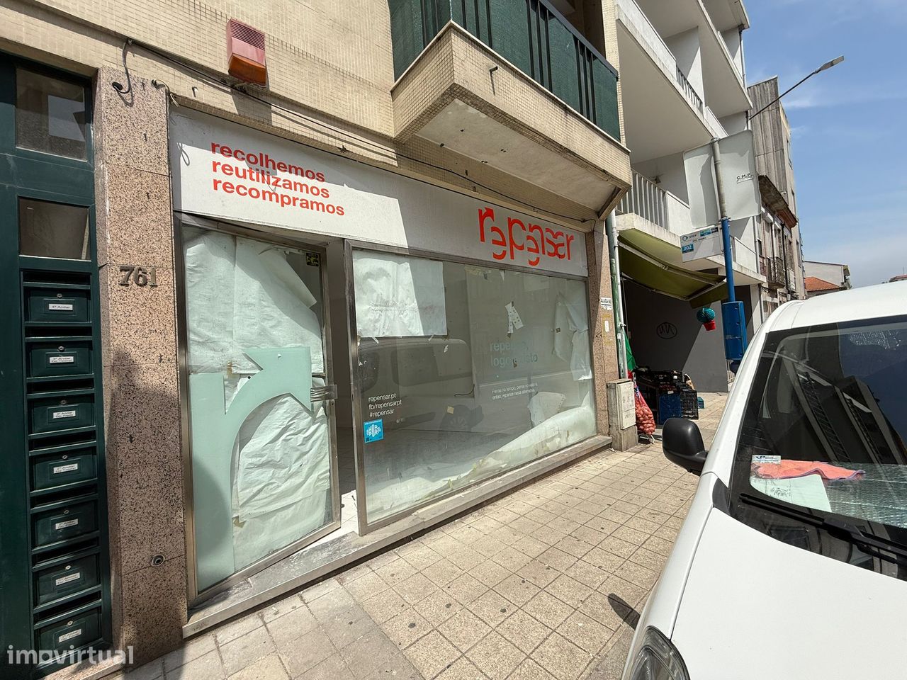 200m² Commercial property in Porto, Portugal No. 203778