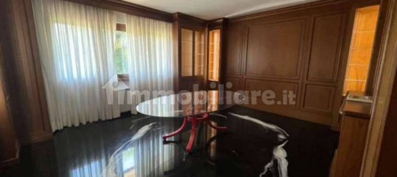 5 bedrooms Villa in Lomazzo, Italy No. 272151 11
