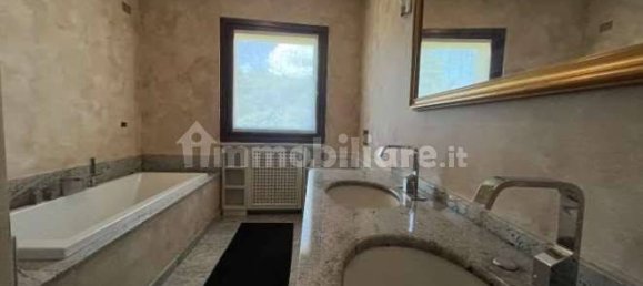 5 bedrooms Villa in Lomazzo, Italy No. 272151 13