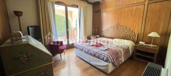 5 bedrooms Villa in Lomazzo, Italy No. 272151 7
