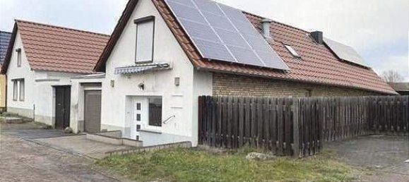 4 rooms Townhouse in Mansfeld-Sudharz, Germany No. 295373 2