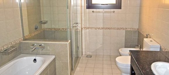 4 bedrooms Villa in Mudon, UAE No. 109633 10