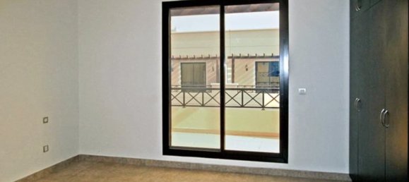 4 bedrooms Villa in Mudon, UAE No. 109633 11