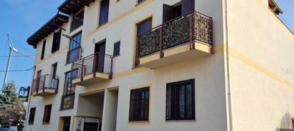 Apartamento de 3 divisões em Cesano Maderno, Italy N.º 42036 2