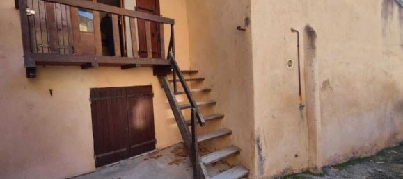 2 bedrooms Townhouse in Cadenet, France No. 328269 2