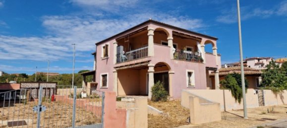 3 rooms Apartment in Arzachena, Italy No. 13504 2