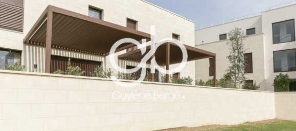 2 bedrooms Apartment in Castries, France No. 297611 6