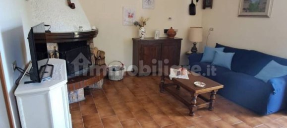 2 bedrooms House in Marliana, Italy No. 223362 7