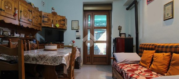 7 rooms House in Settimo Torinese, Italy No. 173304 4