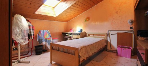 7 rooms House in Settimo Torinese, Italy No. 173304 20