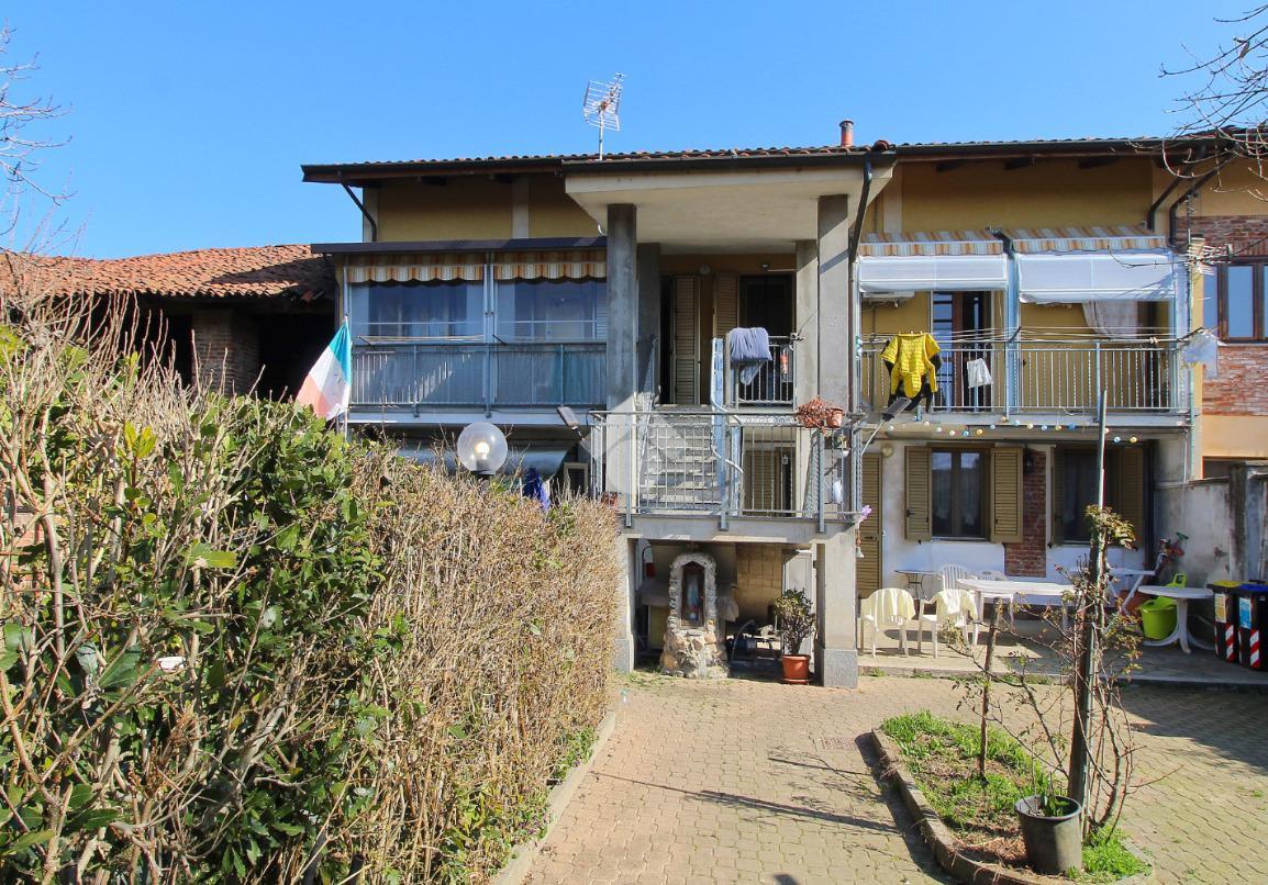 7 rooms House in Settimo Torinese, Italy No. 173304