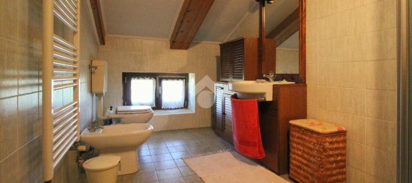 7 rooms House in Settimo Torinese, Italy No. 173304 24