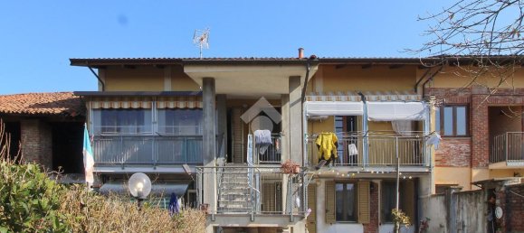 7 rooms House in Settimo Torinese, Italy No. 173304 2