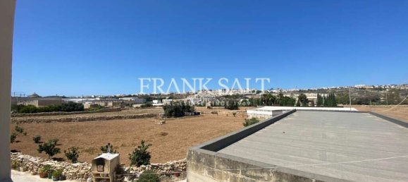 Adosado de 3 dormitorios en Lija, Malta No. 6379 7