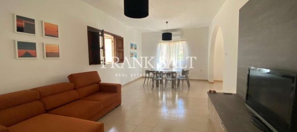 Adosado de 3 dormitorios en Lija, Malta No. 6379 4