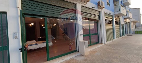 Gewerbliche Immobilie in Pachino, Italy 155m², Nr. 57490 2