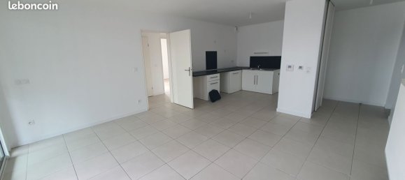 2 bedrooms Apartment in Bordeaux, France No. 335457 3