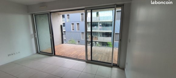 2 bedrooms Apartment in Bordeaux, France No. 335457 2