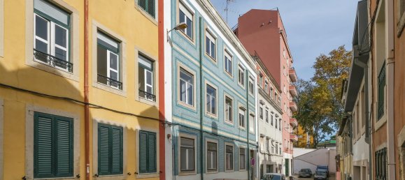 721m² Building in Lisbon, Portugal No. 97146 3