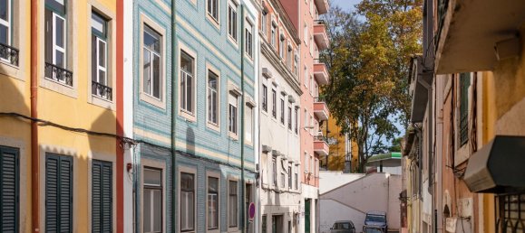 721m² Building in Lisbon, Portugal No. 97146 2