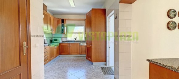 4 bedrooms House in Portimao, Portugal No. 28191 11