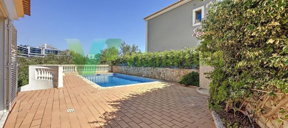 4 bedrooms House in Portimao, Portugal No. 28191 39