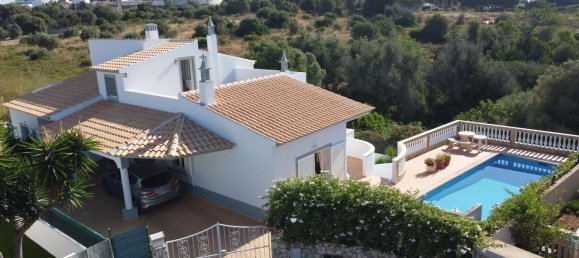4 bedrooms House in Portimao, Portugal No. 28191 3