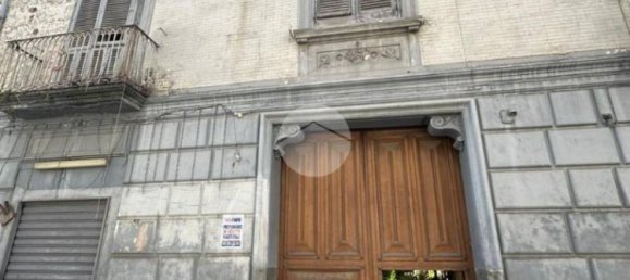 4 bedrooms House in Caivano, Italy No. 377259 3