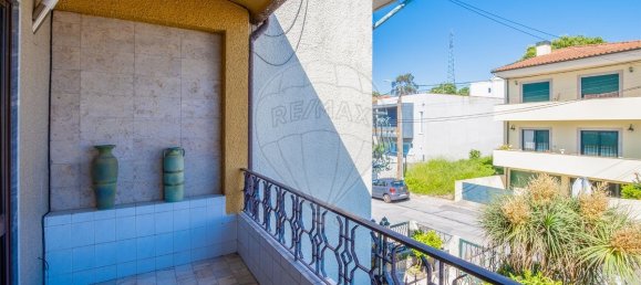 4 bedrooms House in Fanzeres, Portugal No. 184710 2