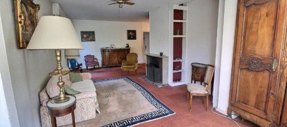 2 bedrooms Apartment in Fontenay-le-Fleury, France No. 187411 4