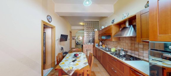 Imóvel comercial de 3 divisões em Mariglianella, Italy N.º 18425 3