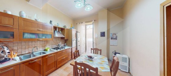 Imóvel comercial de 3 divisões em Mariglianella, Italy N.º 18425 2