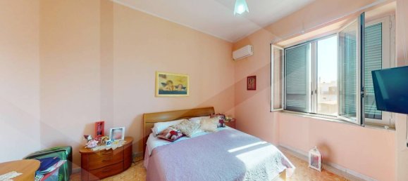 Imóvel comercial de 3 divisões em Mariglianella, Italy N.º 18425 12